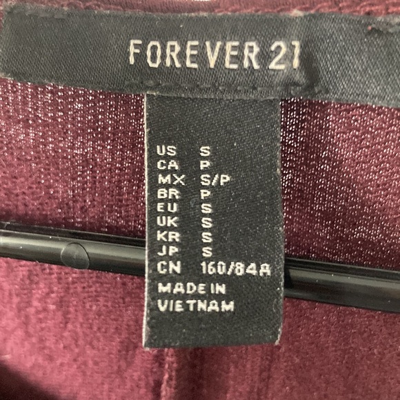 Burgundy short sleeve sack dress, size small, forever 21 - Picture 3 of 3